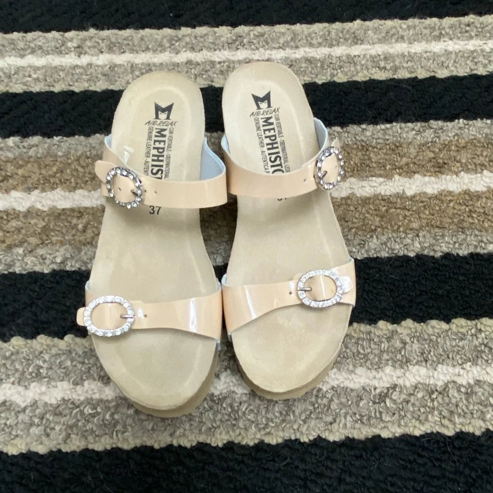 Sz 37(7.5)⭐️New Mephisto Lidia Nude Crystal Patent Leather Wedge.⭐️See Reference - Picture 8 of 15